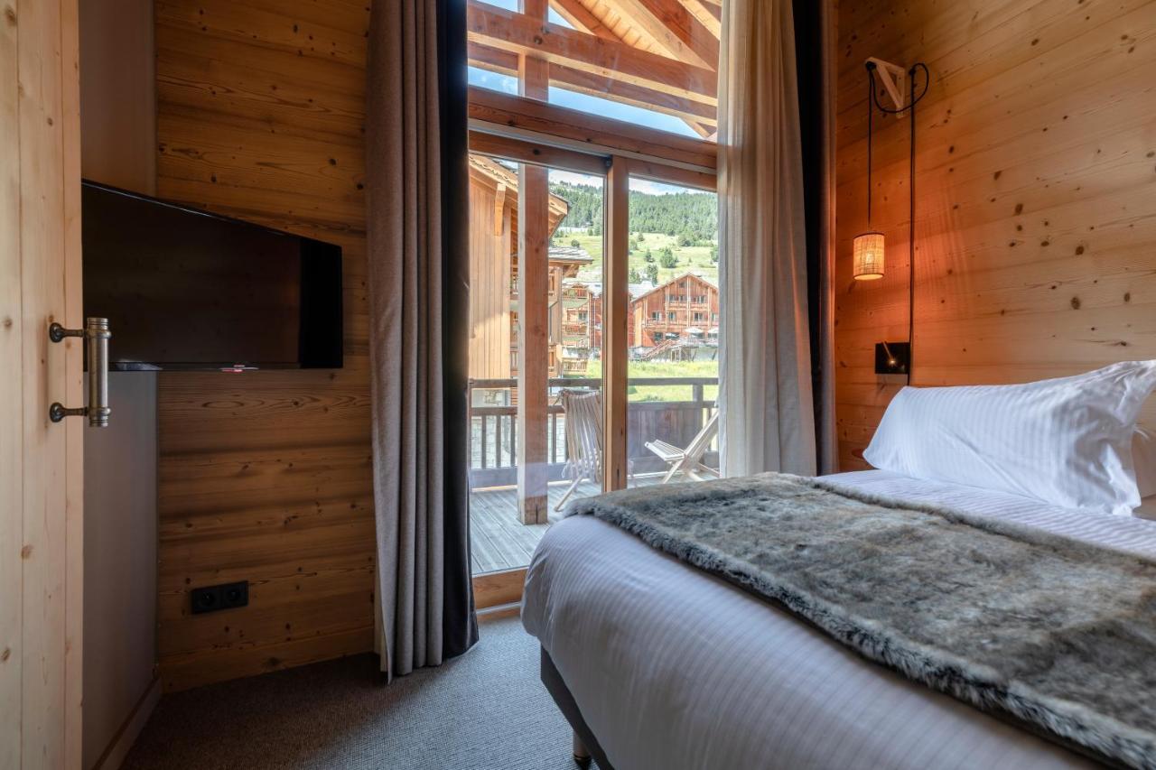 Le Chalet Blanc Hotel & Spa Montgenevre Bagian luar foto