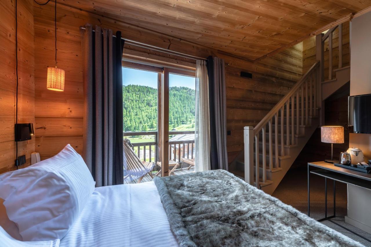 Le Chalet Blanc Hotel & Spa Montgenevre Bagian luar foto