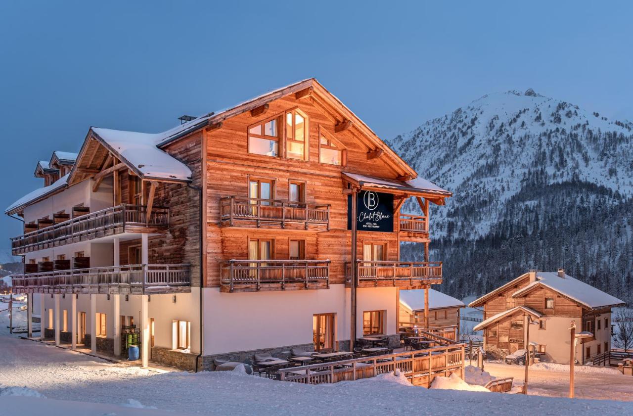 Le Chalet Blanc Hotel & Spa Montgenevre Bagian luar foto