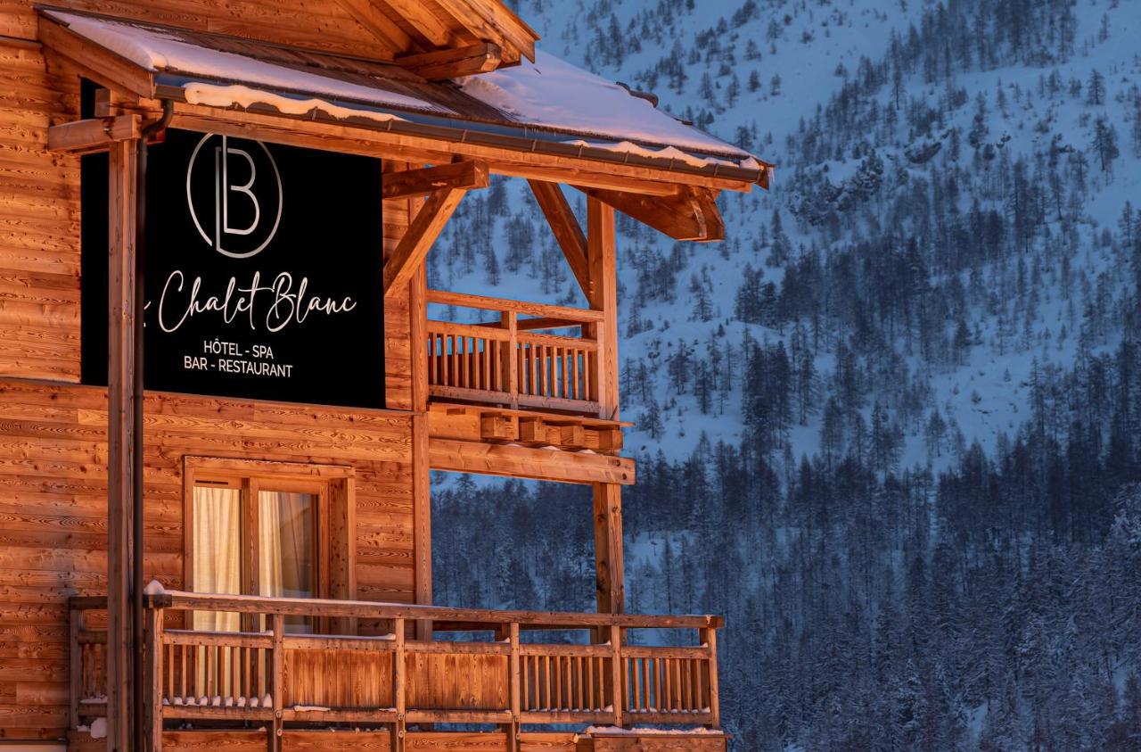 Le Chalet Blanc Hotel & Spa Montgenevre Bagian luar foto