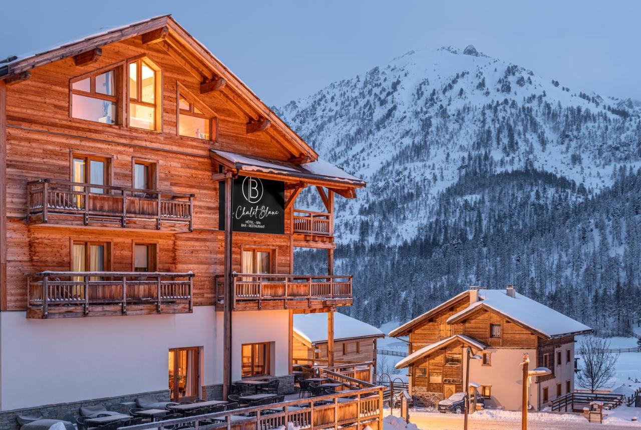 Le Chalet Blanc Hotel & Spa Montgenevre Bagian luar foto