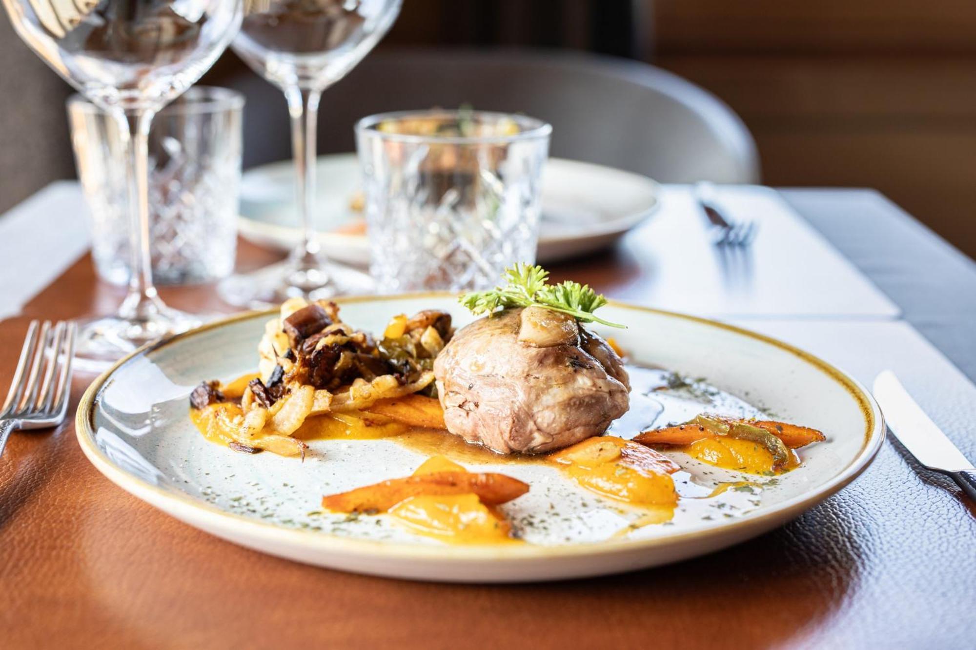 Le Chalet Blanc Hotel & Spa Montgenevre Bagian luar foto